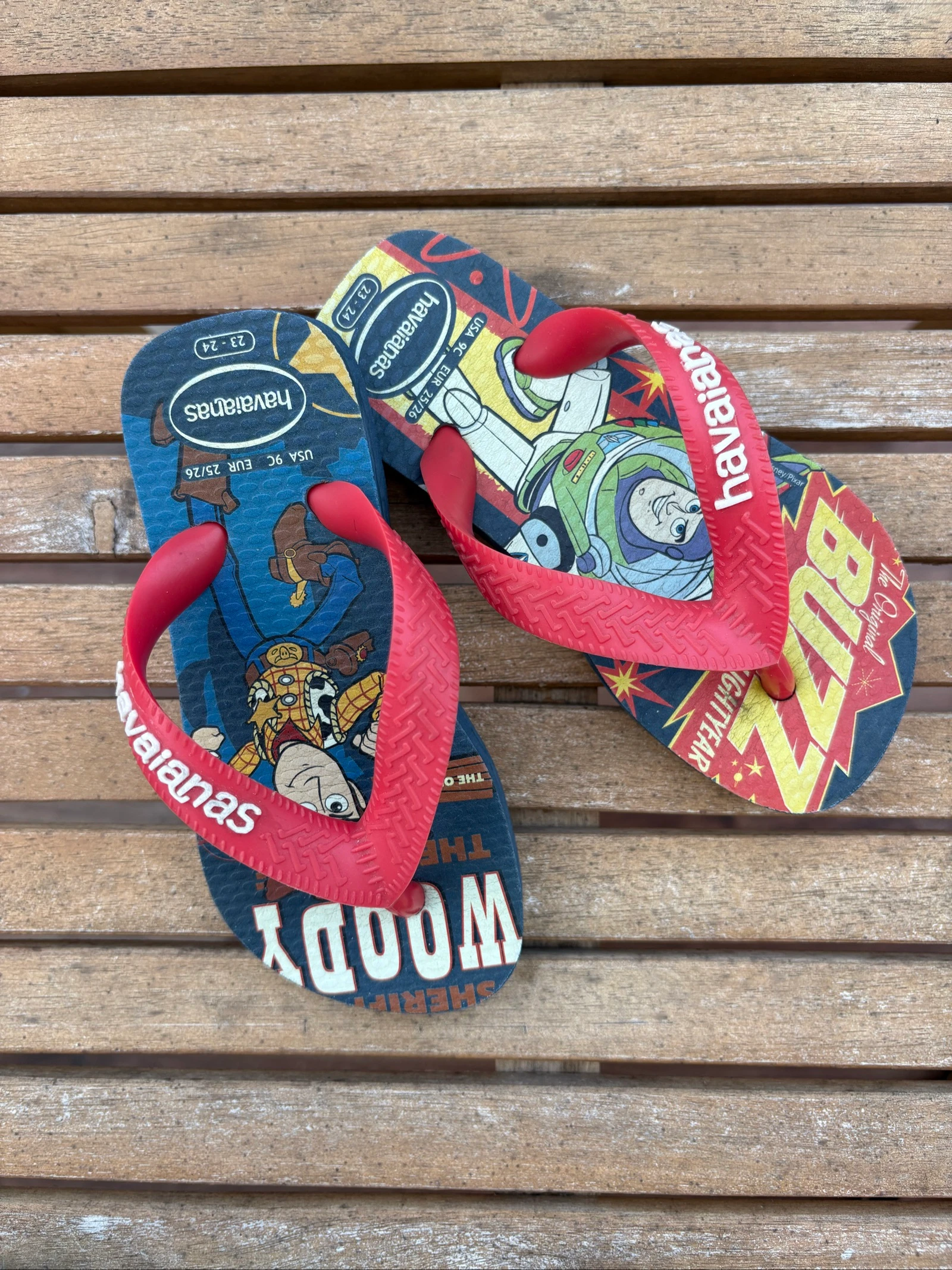 Tongs Havaianas enfant Toy Story - Taille 23/24 (C7/C8) - Très bon état